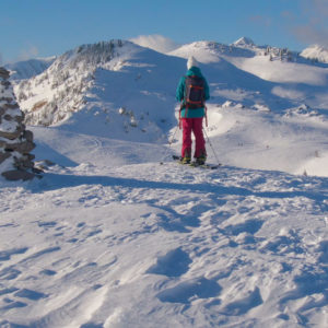 Skitourengeher im Schnee